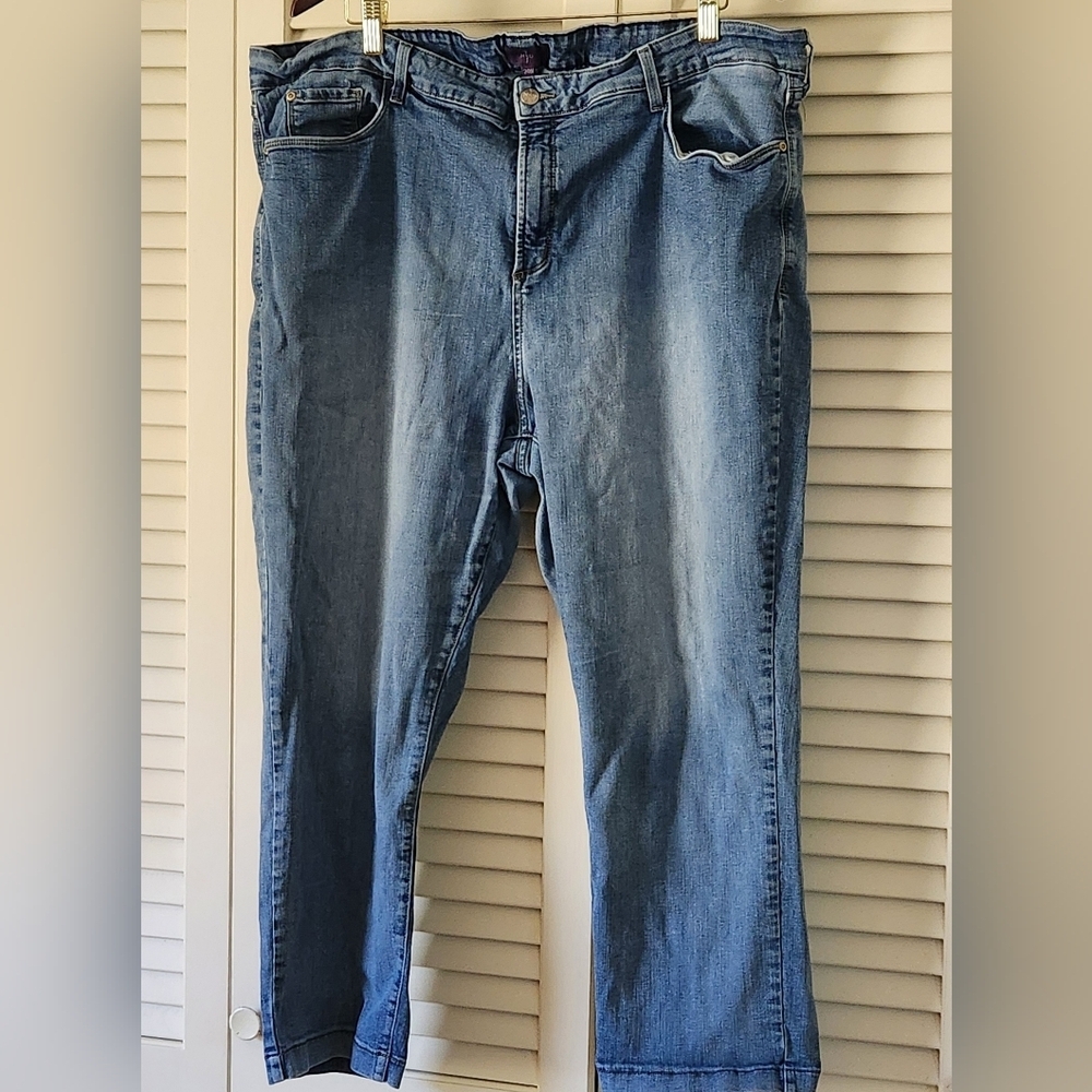NYDJ Straight Leg Ankle Jean Medium Wash 24w
